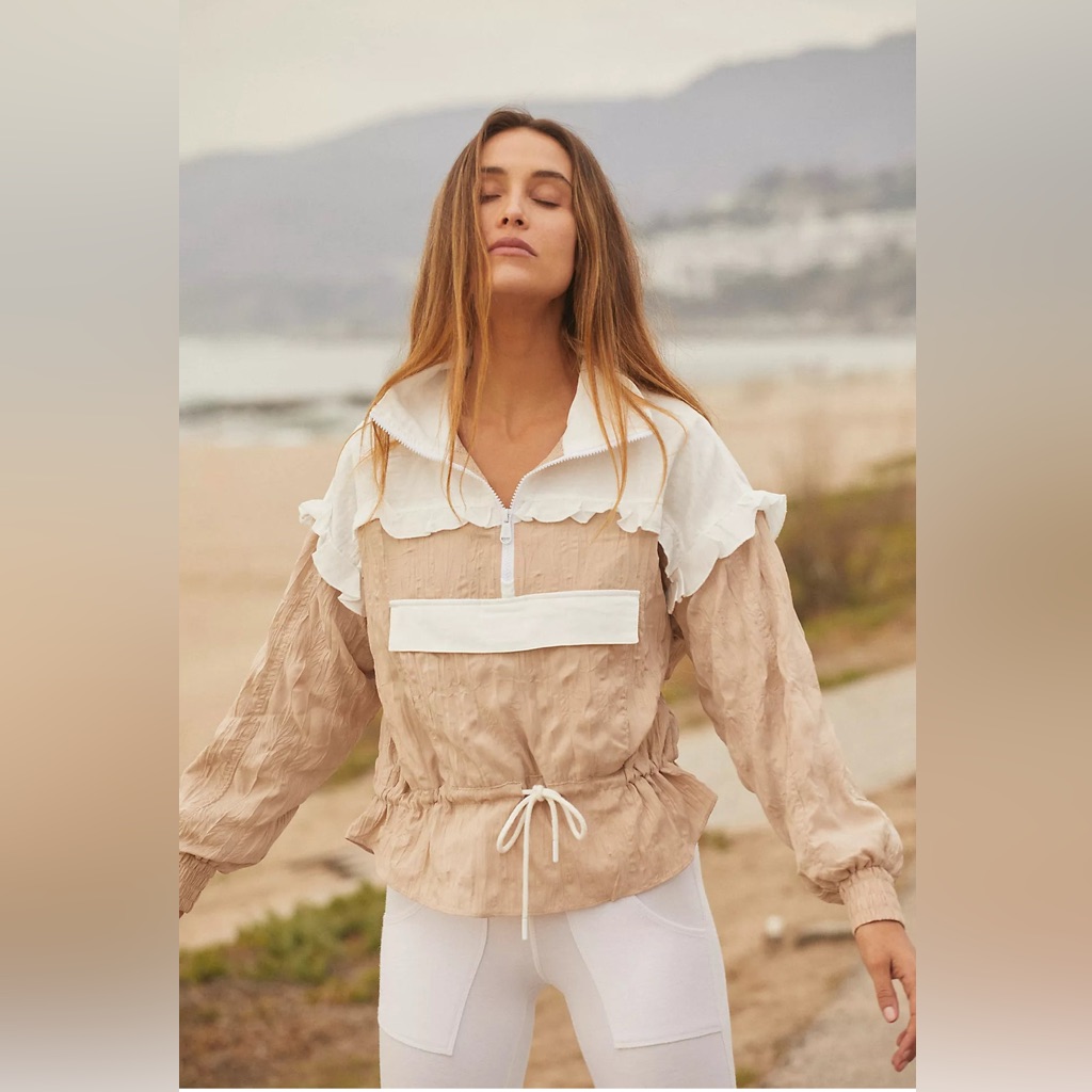 Free People Let’s Go Out Pullover Tan And White Workout Jacket Nwot